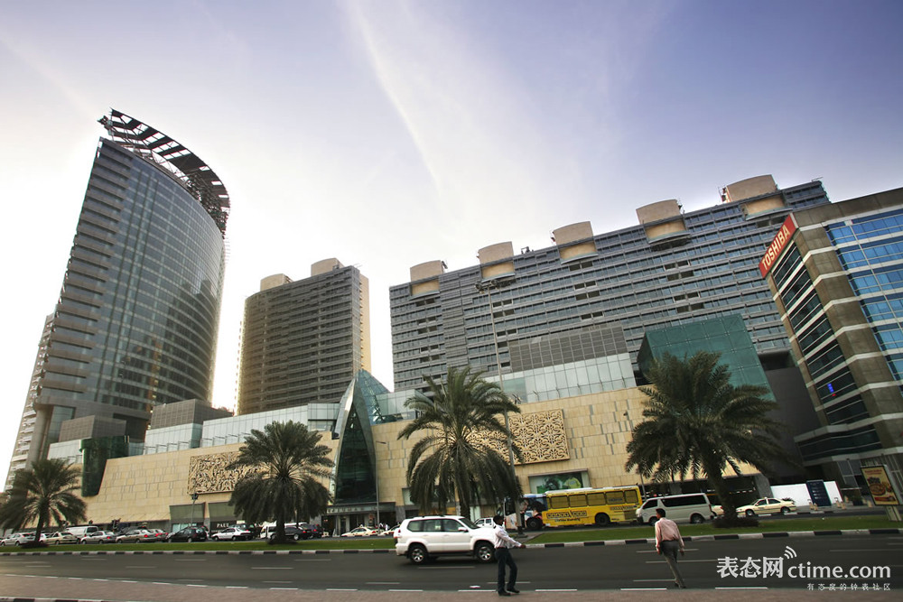 BurJuman-Mall-Dubai-1.jpg