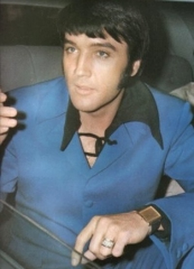 Elvis_Presley-Corum_Buckingham.jpg