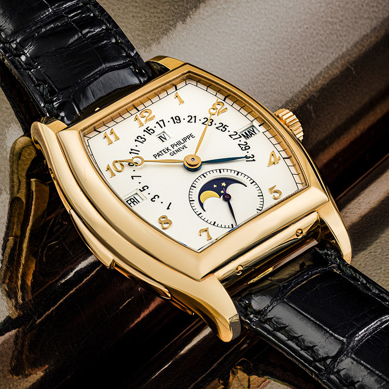 1778478268843088294.jpg 2026_HGK_24476_2212_001(patek_philippe_a_very_rare_and_attractive_18k_pink_gold_tonneau-shaped_d6583767063311).jpg