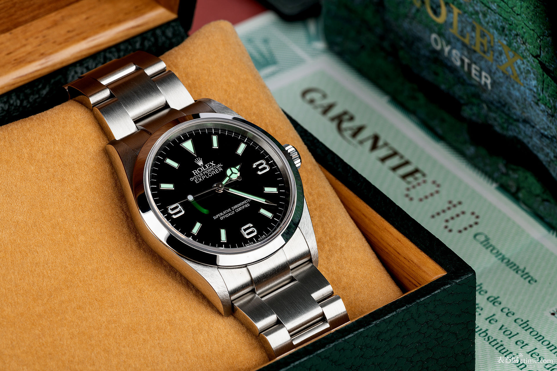watch-club-rolex-explorer-new-vintage-box-and-papers-ref-114270-year-2001-6300-5.jpg