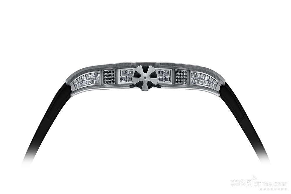RM67-01_WG-BAGUETTESET_PROFILE_WB.jpg