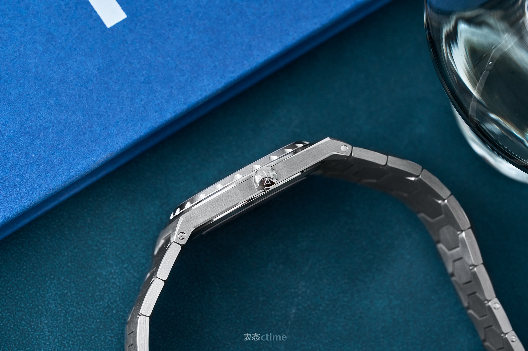 DSC03045FE 90mm F2.8 Macro G OSS.jpg