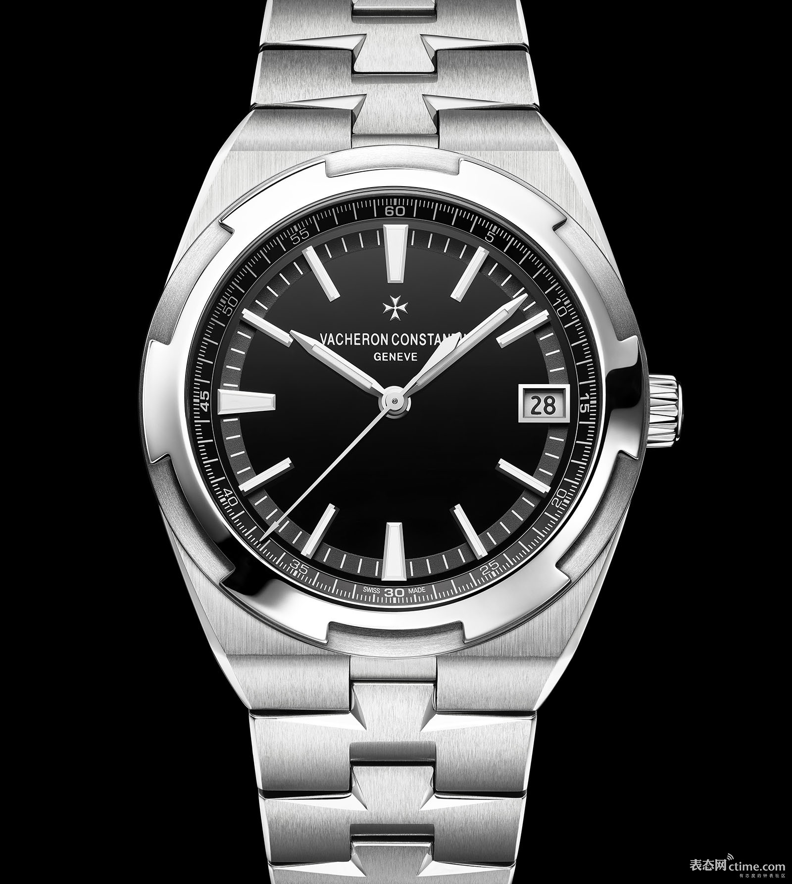 Vachero-Constantin-Overseas-Self-Winding-Black-Dial-2.jpg