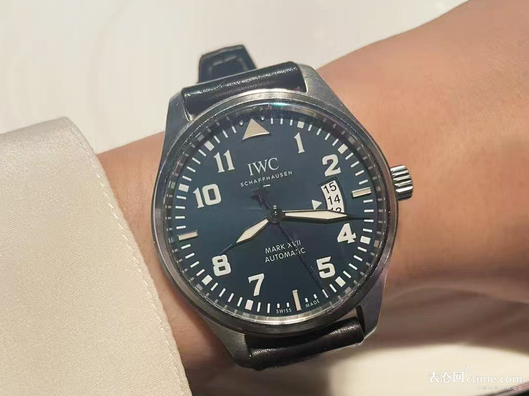 1756263259051042473.jpg 2c15d523f0cfabf80dabca5943cece97.jpg