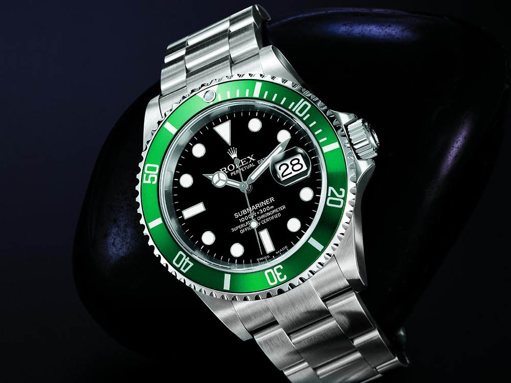 Rolex-50th-Anniversary-Green-Bezel-Sub-Ref-16610T-thumb-1440xauto-24087.jpg