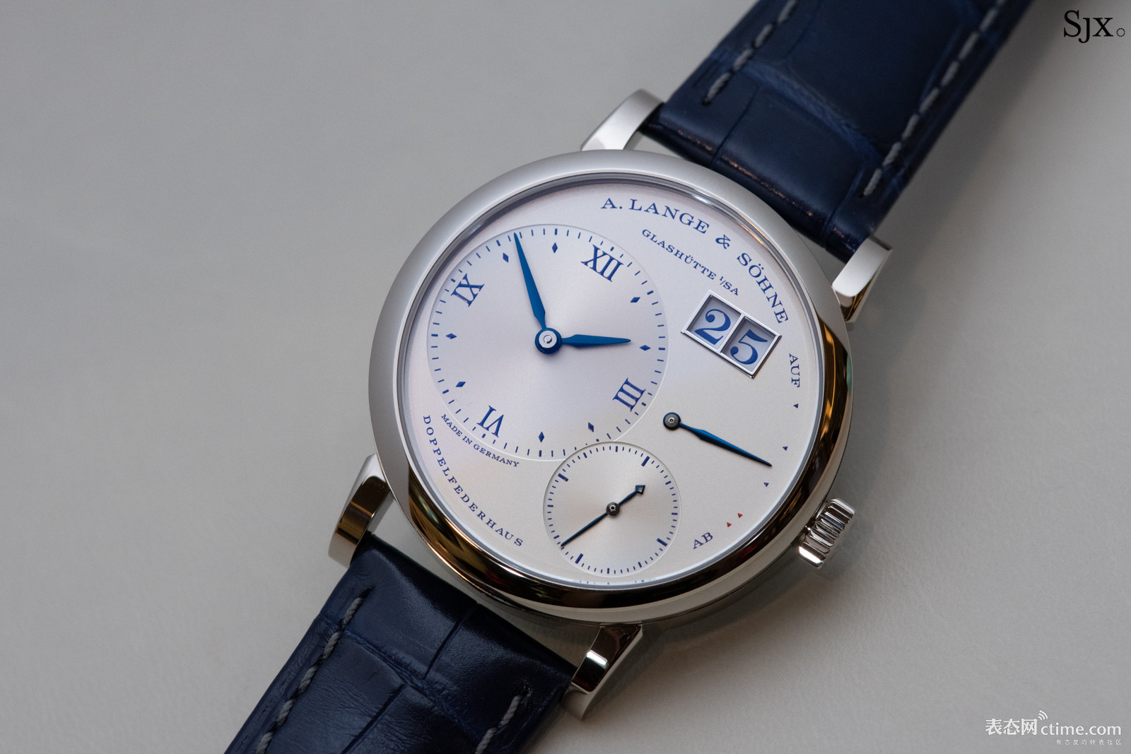 little-lange-1-25th-anniversary-review-1.jpg