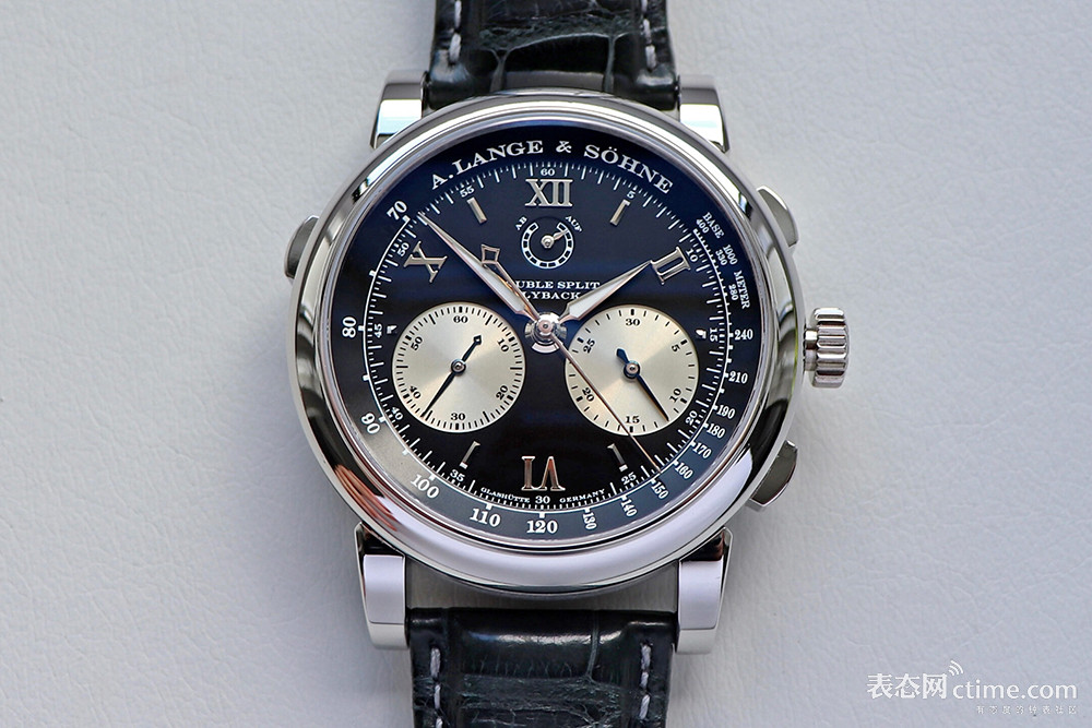 Lange-Double-Split-Platinum-scaled.jpg