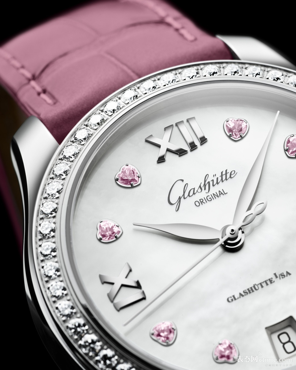 Glashuette Original_1-39-22-21-22-04_Lady_Serenade_Detail_1_sRGB.jpg