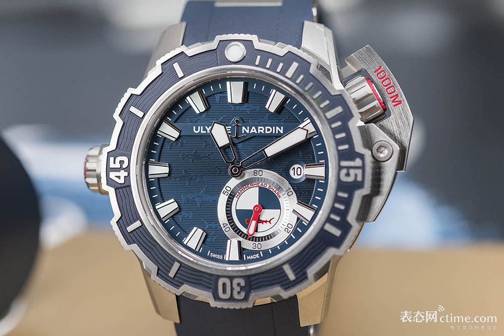 3203-500le-393-Hammer-Ulysse-Nardin-Deep-Diver-Dive-Sihh2018-Slider.jpg