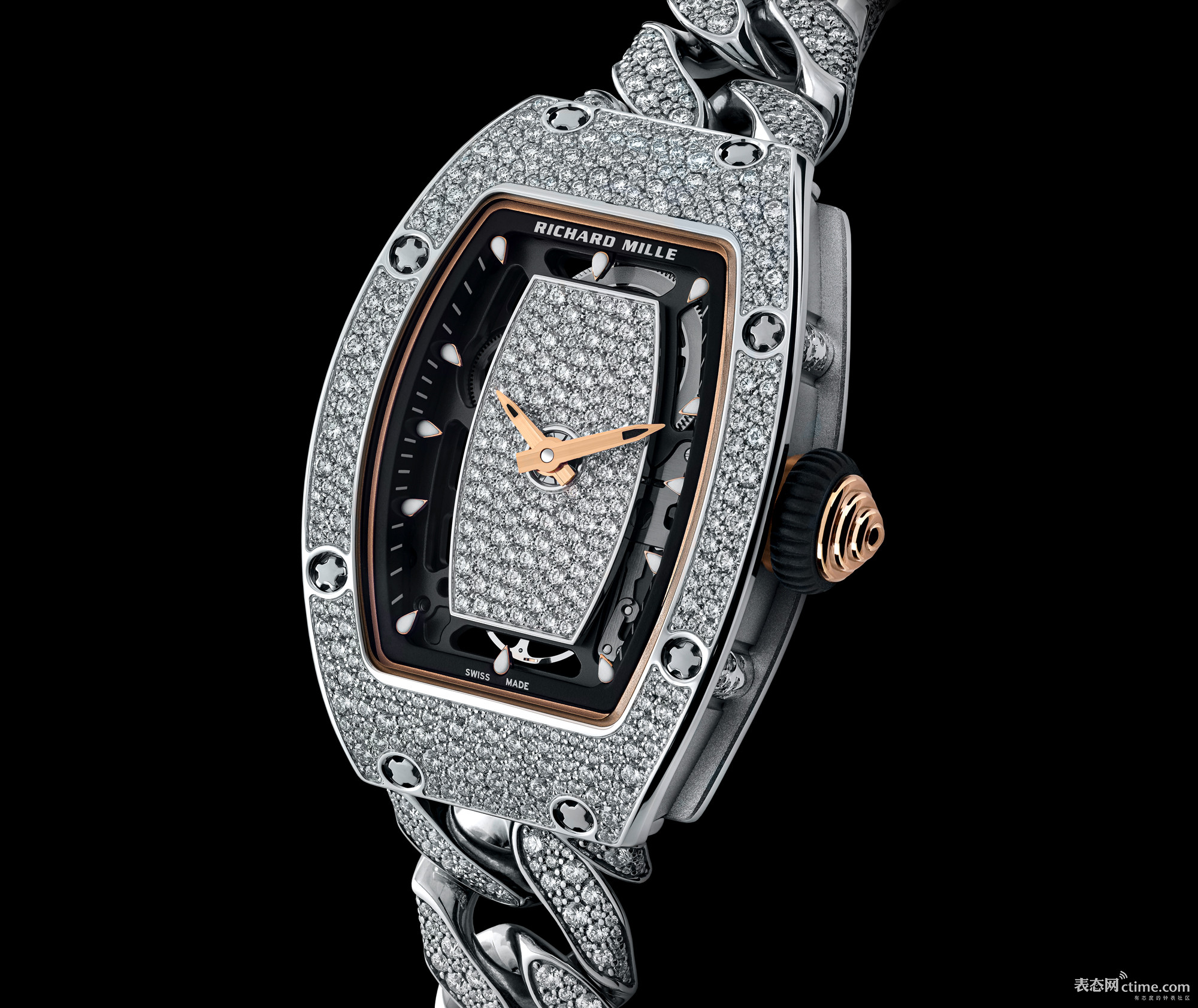 RM07-01_WG_34FRONT_BB.jpg