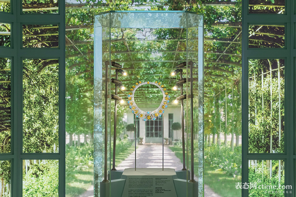 “鸟语花香：蒂芙尼古董珍藏”限时赏鉴现场 (2).jpg