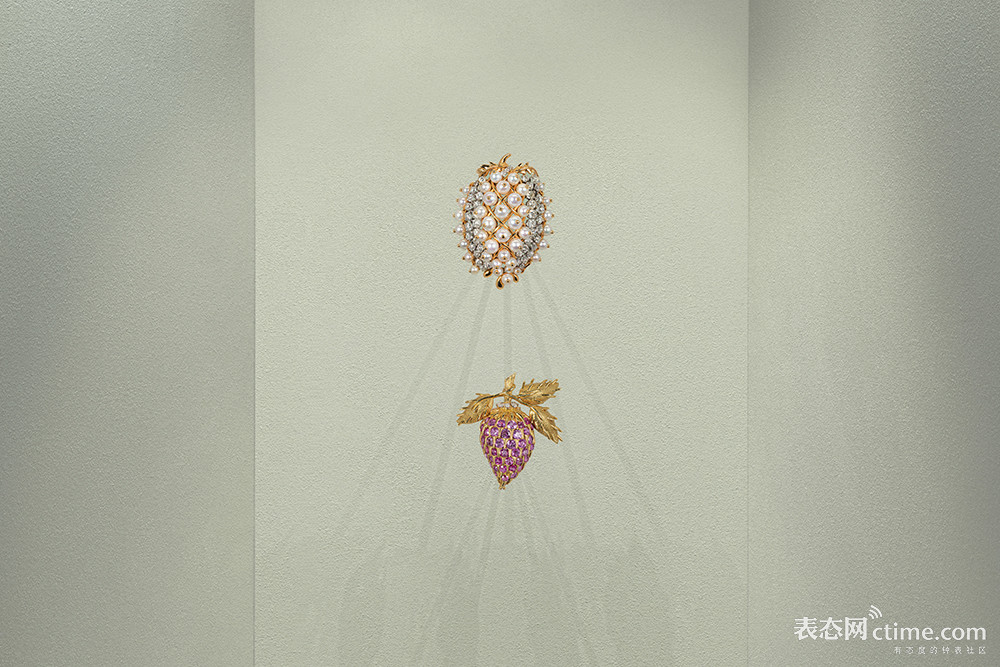 “鸟语花香：蒂芙尼古董珍藏”限时赏鉴作品陈列图-胸针&刺果番荔枝胸针.jpg