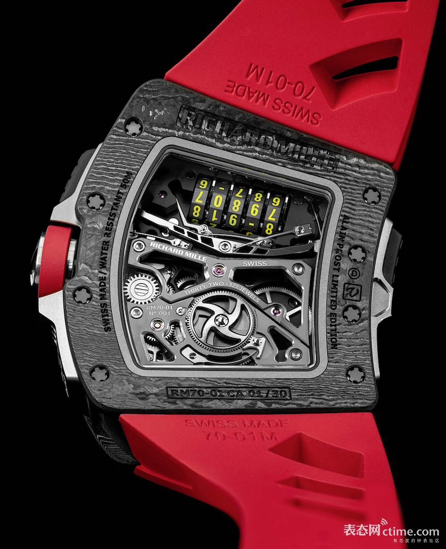 002. Richard-Mille-70-01-Tourbillon-Alain-Prost-Gehaeuserueckseite-Handaufzugskaliber.jpg