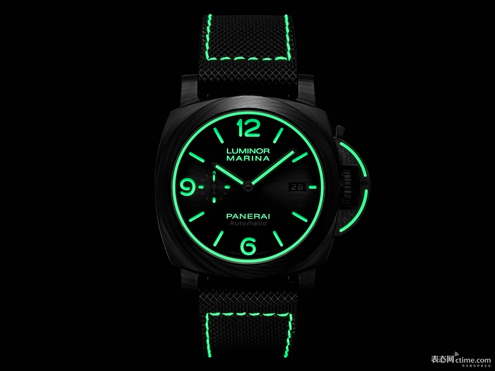 pam01118-officine-panerai-luminor-marina-carbotech-44mm-5.jpg