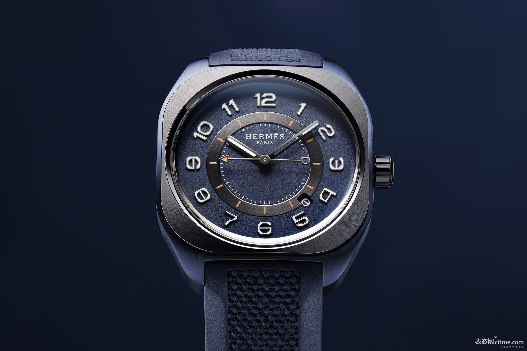 Hermes-H08-Deep-Blue-Titanium-1.jpg