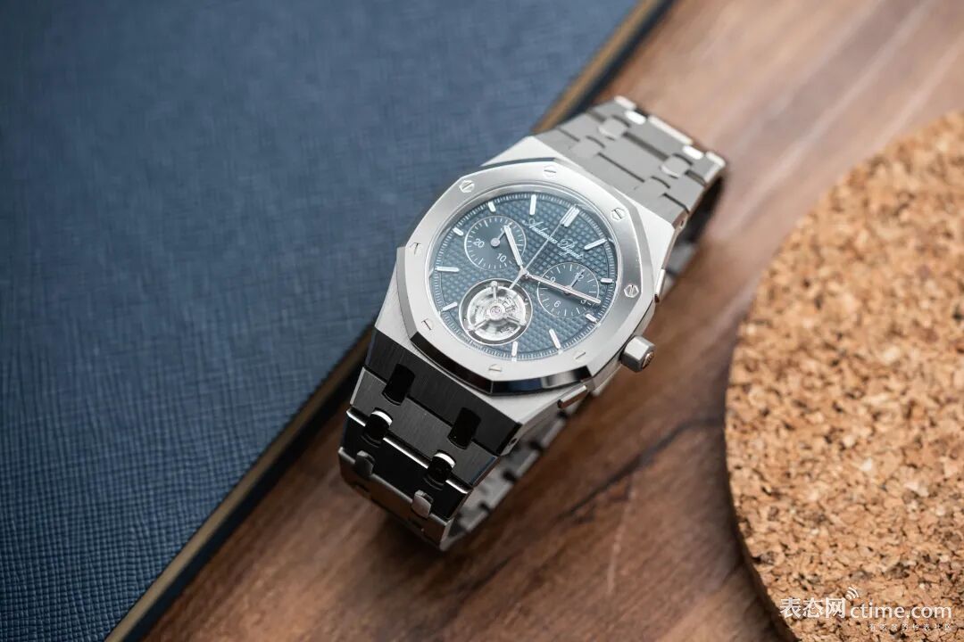 1775739424603001786.jpg IMG_6989.jpg