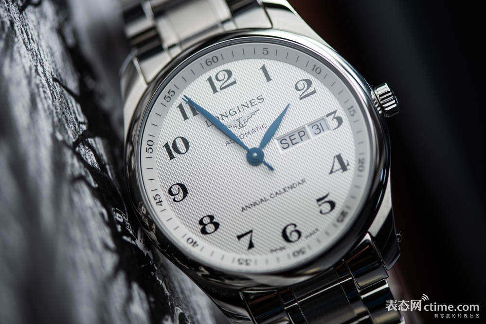 1537509242772009003.jpg JIN_0582.jpg