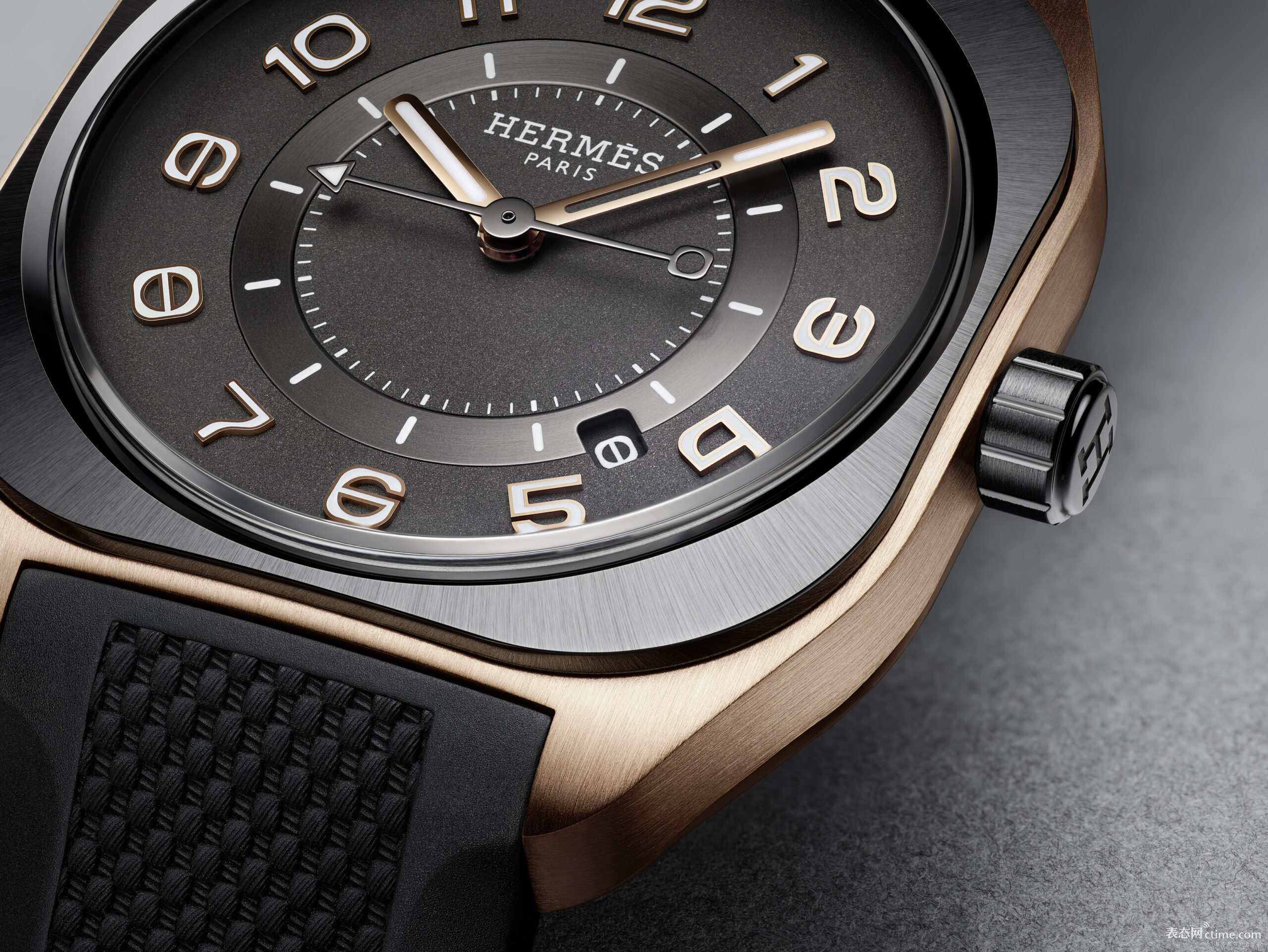 爱马仕Hermes H08腕表玫瑰金款 图2.jpg