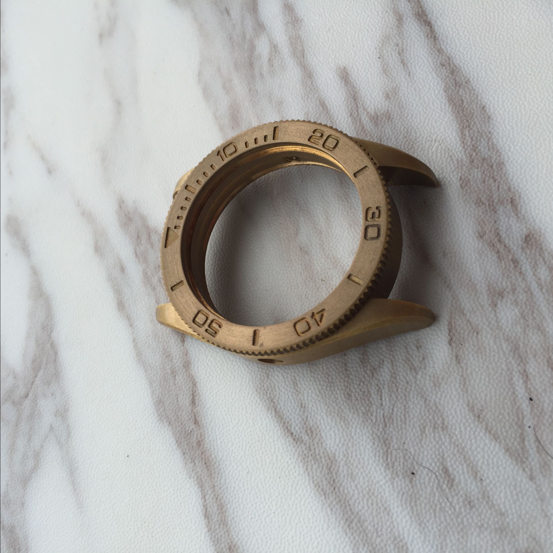 ctime 表态网论坛--青铜氧化细节欣赏